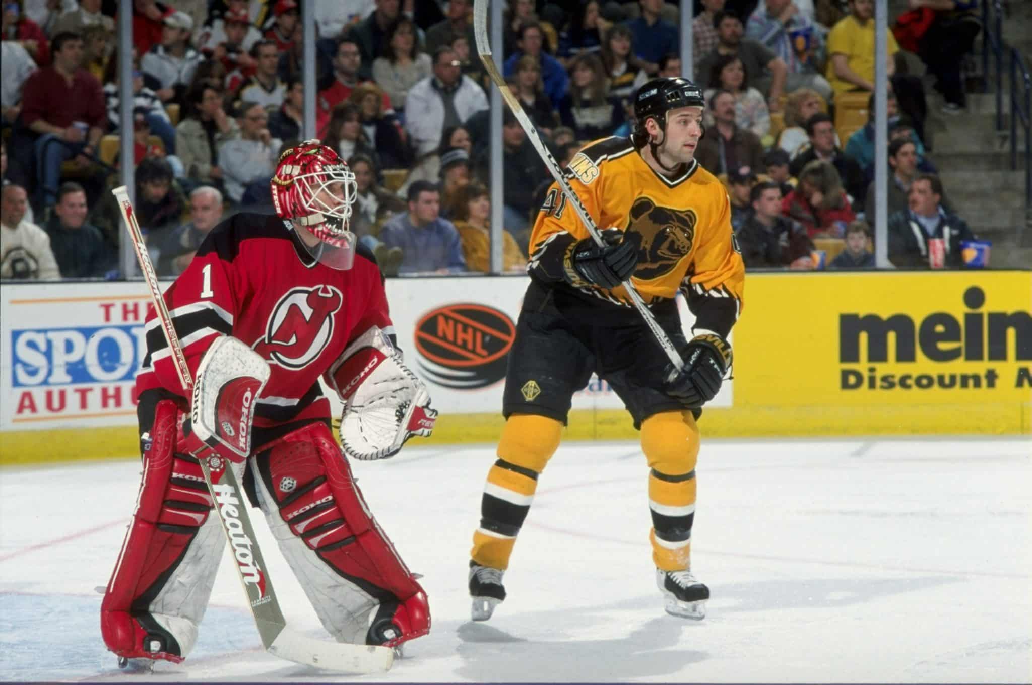 Devils goalie Martin Brodeur practices after missing 12 games – Daily  Freeman