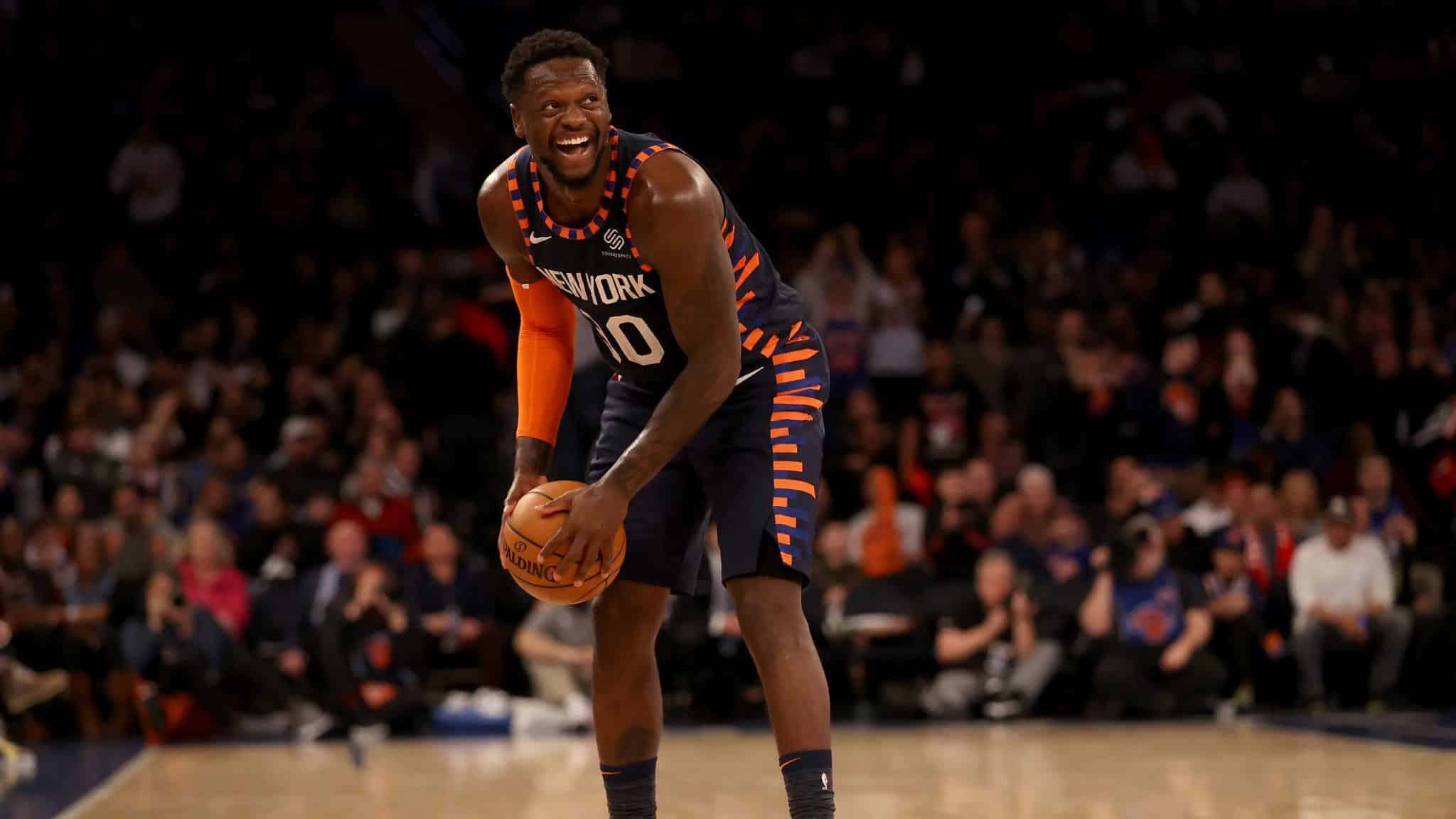 NEW YORK, NEW YORK - FEBRUARY 29: Julius Randle #30 of the New York Knicks smiles in the final minute of the game against the Chicago Bulls at Madison Square Garden on February 29, 2020 in New York City.The New York Knicks defeated the Chicago Bulls 125-115.NOTE TO USER: User expressly acknowledges and agrees that, by downloading and or using this photograph, User is consenting to the terms and conditions of the Getty Images License Agreement.