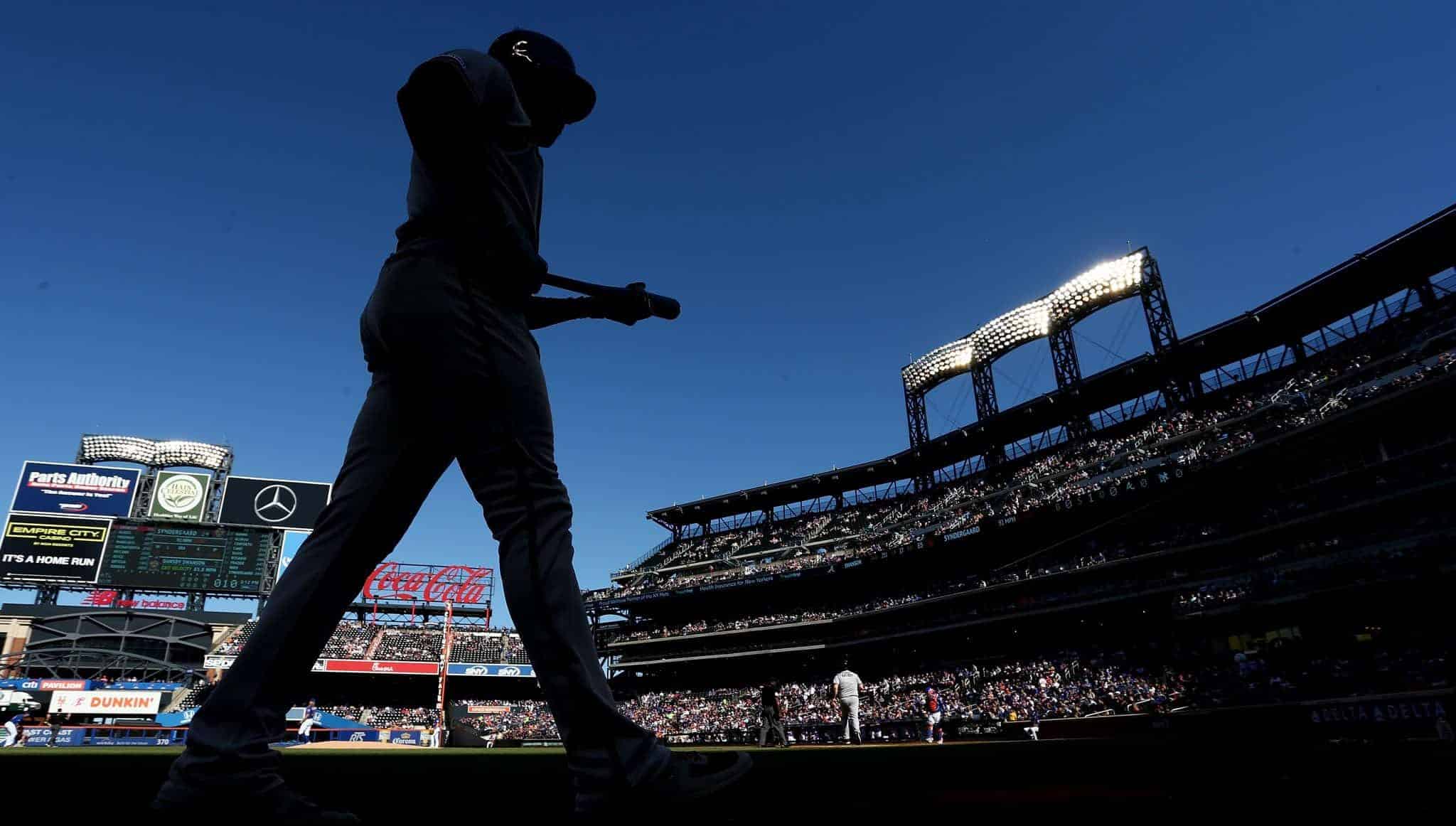 NEW YORK, NEW YORK - SEPTEMBER 29: Freddie Freeman #5 of the Atlanta Braves walks up tp the on-deck circle prior to his at bat against the New York Mets at Citi Field on September 29, 2019 in New York City.