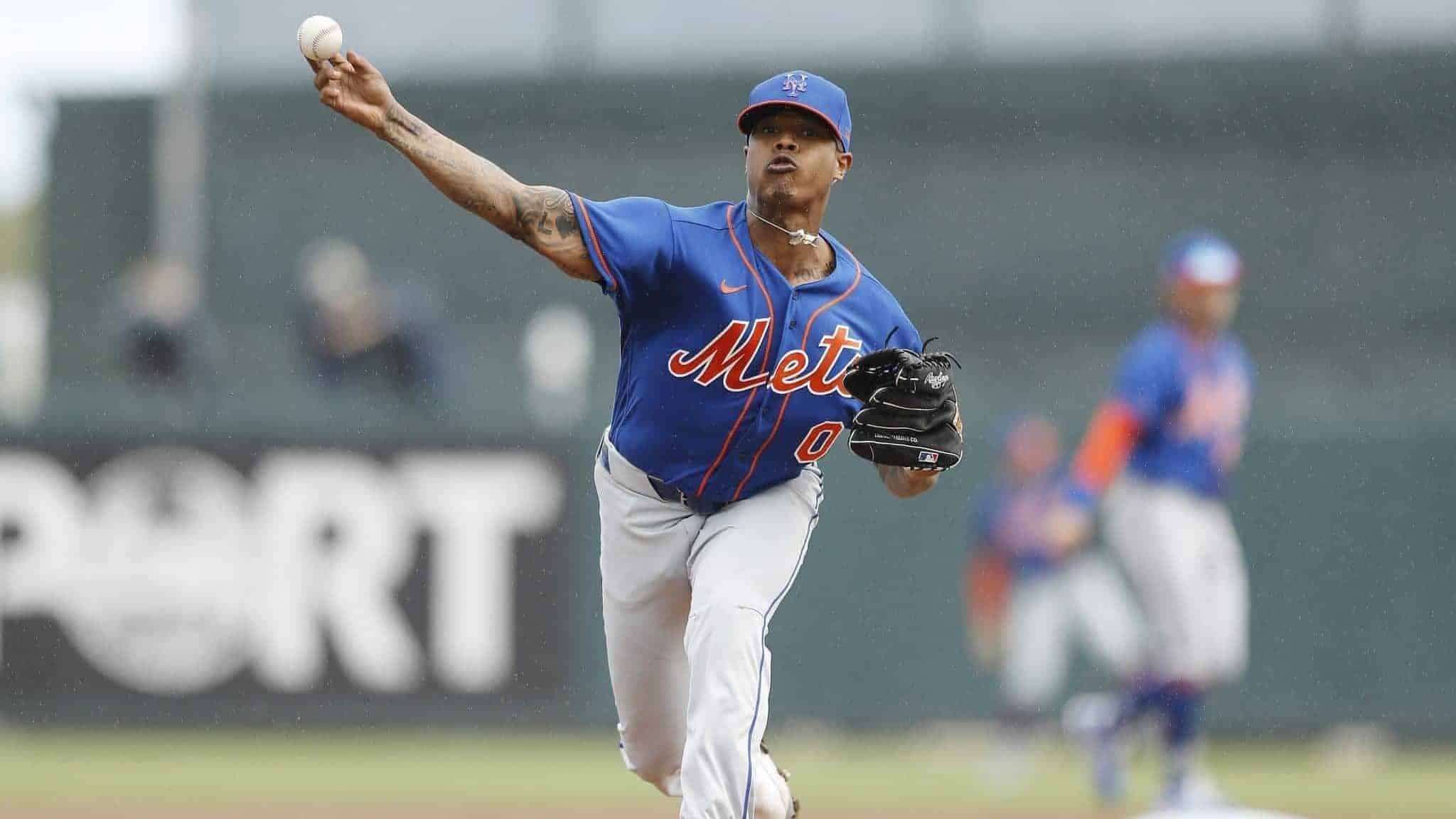 JUPITER, FLORIDA - FEBRUARY 22: Marcus Stroman #0 of the New York Mets warms up in the second inning of a Grapefruit League spring training game at Roger Dean Stadium on February 22, 2020 in Jupiter, Florida.
