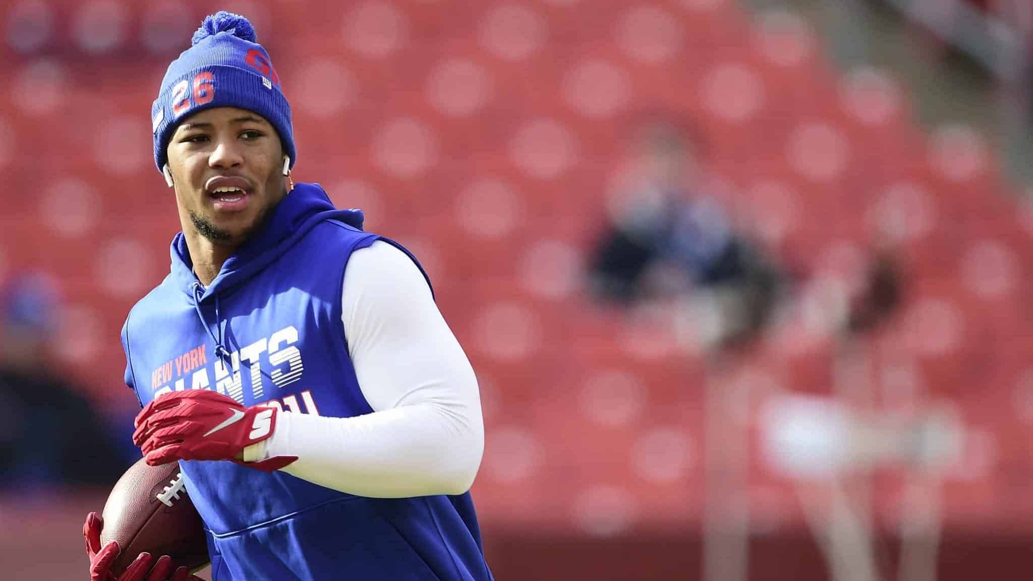 LANDOVER, MD - DECEMBER 22: Saquon Barkley #26 of the New York Giants warms up before a game against the Washington Redskins at FedExField on December 22, 2019 in Landover, Maryland.