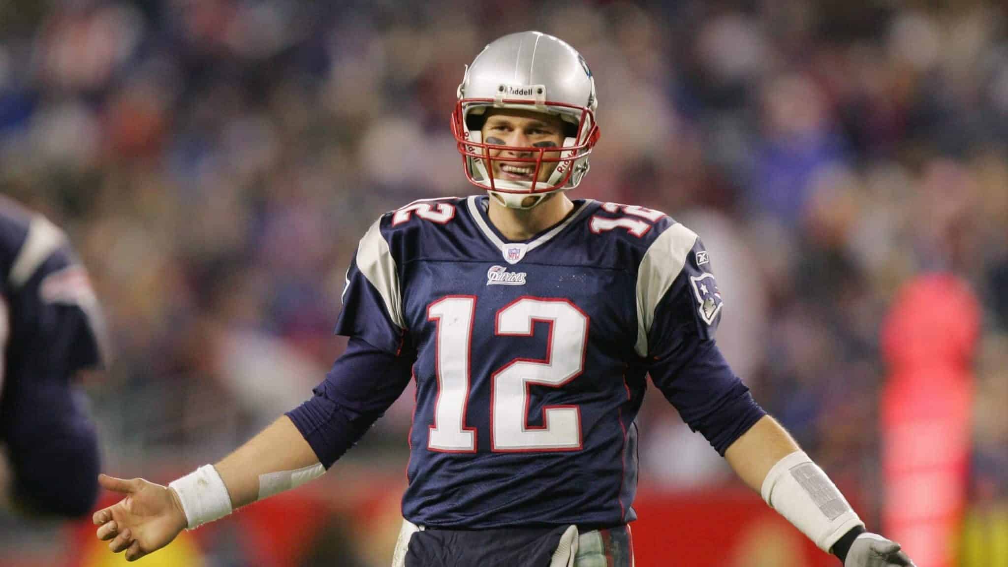 FOXBORO, MA - NOVEMBER 14: Quarterback Tom Brady #12 of the New England Patriots celebrates during the game against the Buffalo Bills at Gillette Stadium on November 14, 2004 in Foxboro, Massachusetts. The Patriots defeated the Bills 29-6.