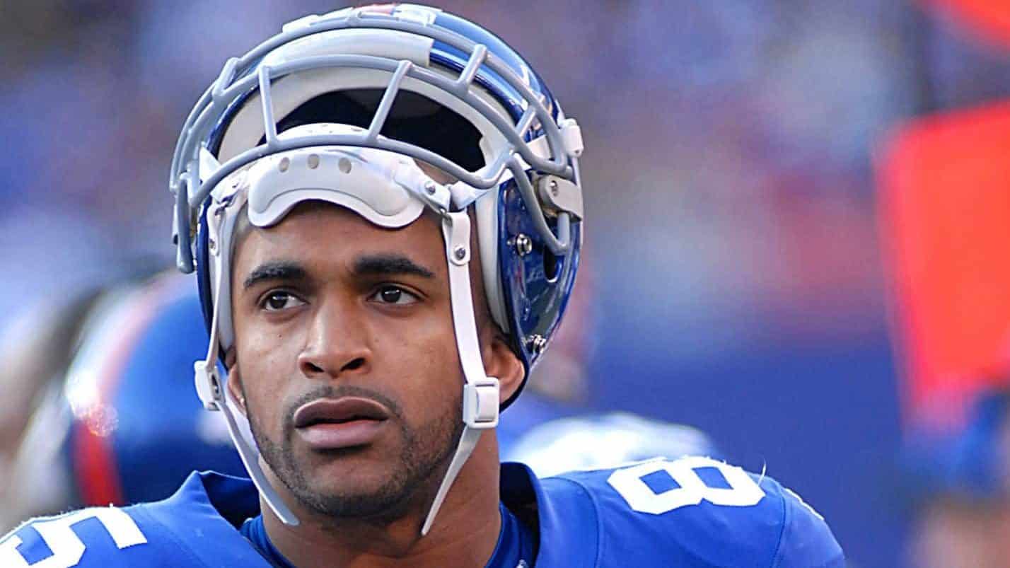 New York Giants wide receiver #85 David Tyree on the sidelines during the Houston Texans vs New York Giants game on November 5, 2006 at Giants Stadium . .The Giants won 14-10.