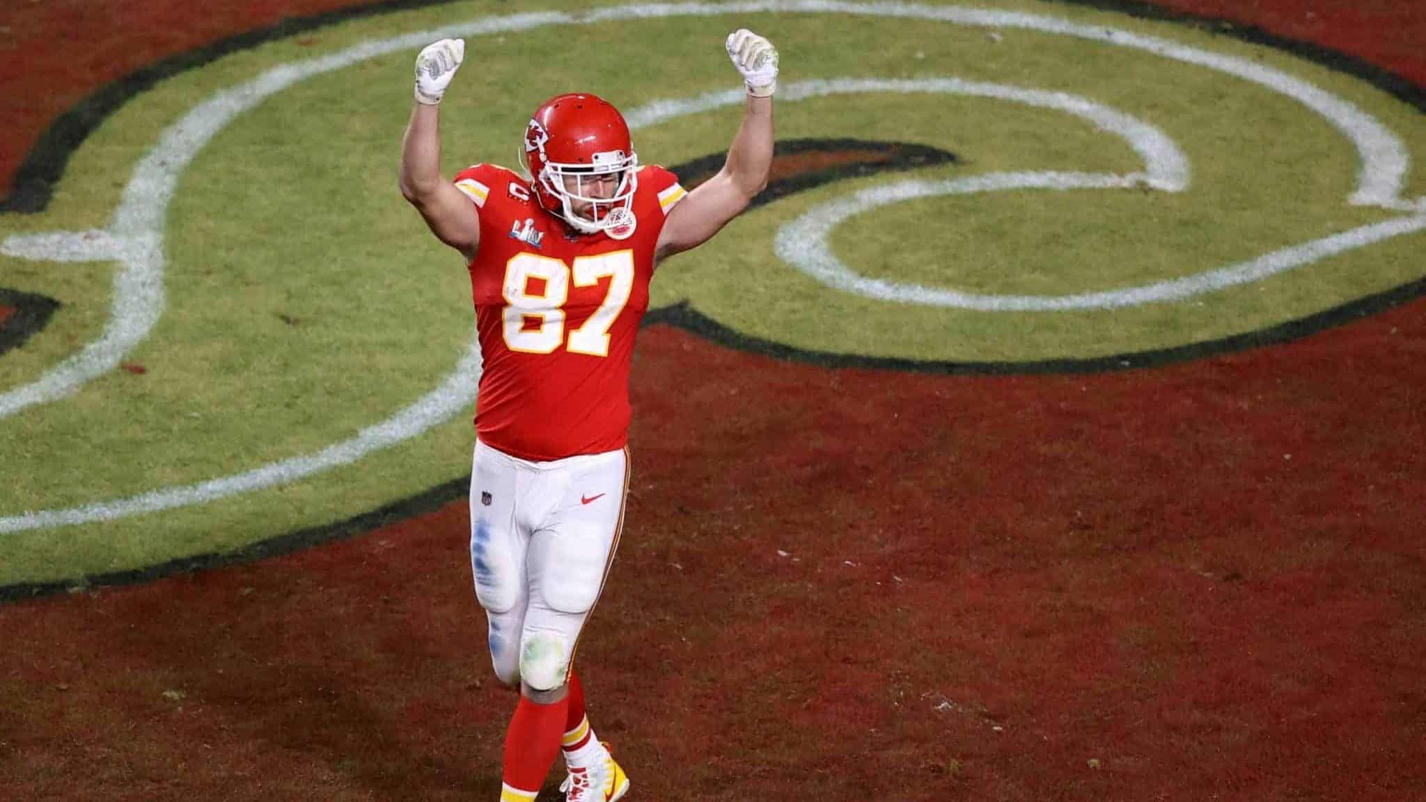 MIAMI, FLORIDA - FEBRUARY 02: Travis Kelce #87 of the Kansas City Chiefs reacts against the San Francisco 49ers during the fourth quarter in Super Bowl LIV at Hard Rock Stadium on February 02, 2020 in Miami, Florida.