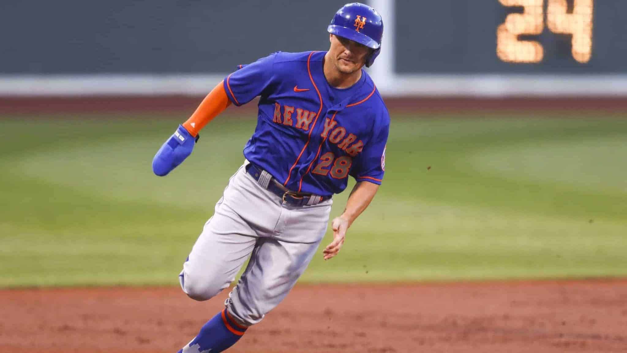 BOSTON, MA - JULY 28: J.D. Davis #28 of the New York Mets rounds third base on his way to scoring in the second inning against the Boston Red Sox at Fenway Park on July 28, 2020 in Boston, Massachusetts.