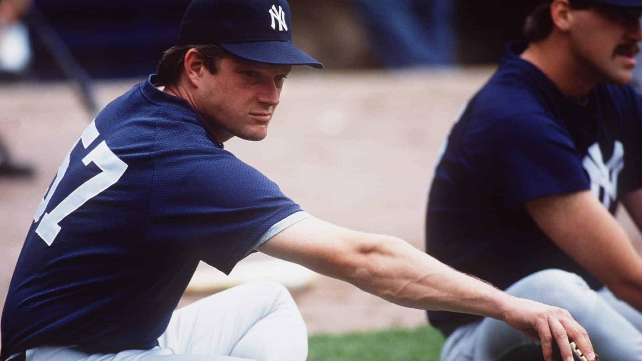 1991: NEW YORK PITCHER STEVE HOWE STRETCHES BEFORE THE YANKEES GAME VERSUS THE CHICAGO WHITE SOX AT COMISKEY PARK IN CHICAGO, ILLINOIS.