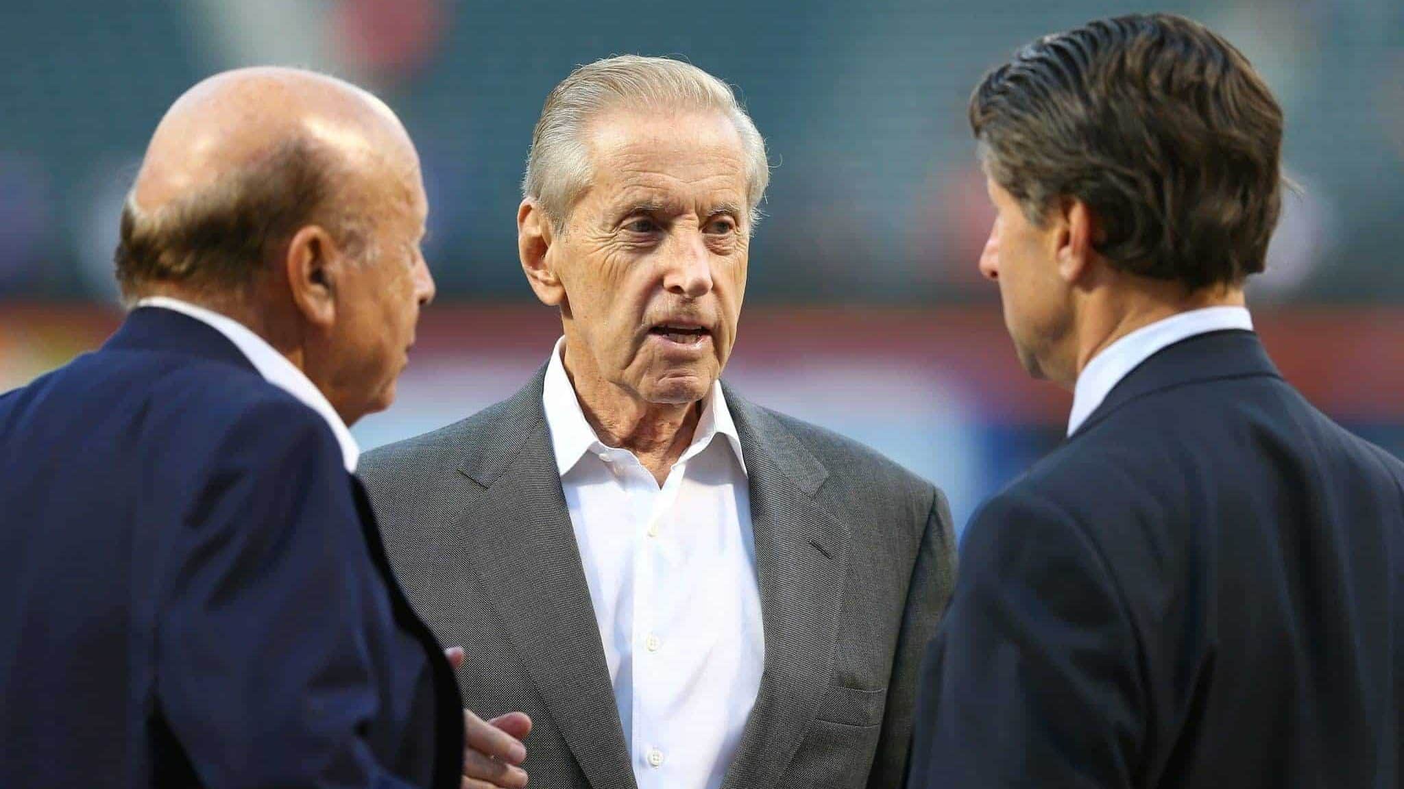 NEW YORK, NY - OCTOBER 13: (L-R) Chief Executive Officer Saul Katz, Owner Fred Wilpon and Chief Operating Officer Jeff Wilpon of the New York Mets talk prior to game four of the National League Division Series against the Los Angeles Dodgers at Citi Field on October 13, 2015 in New York City.