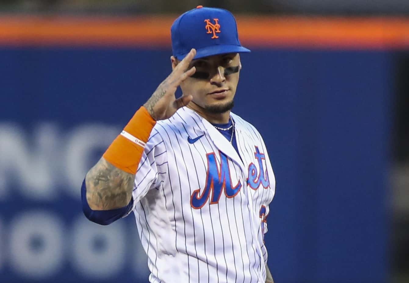 Mets news: Javier Báez leaves game with left hip tightness - Amazin' Avenue