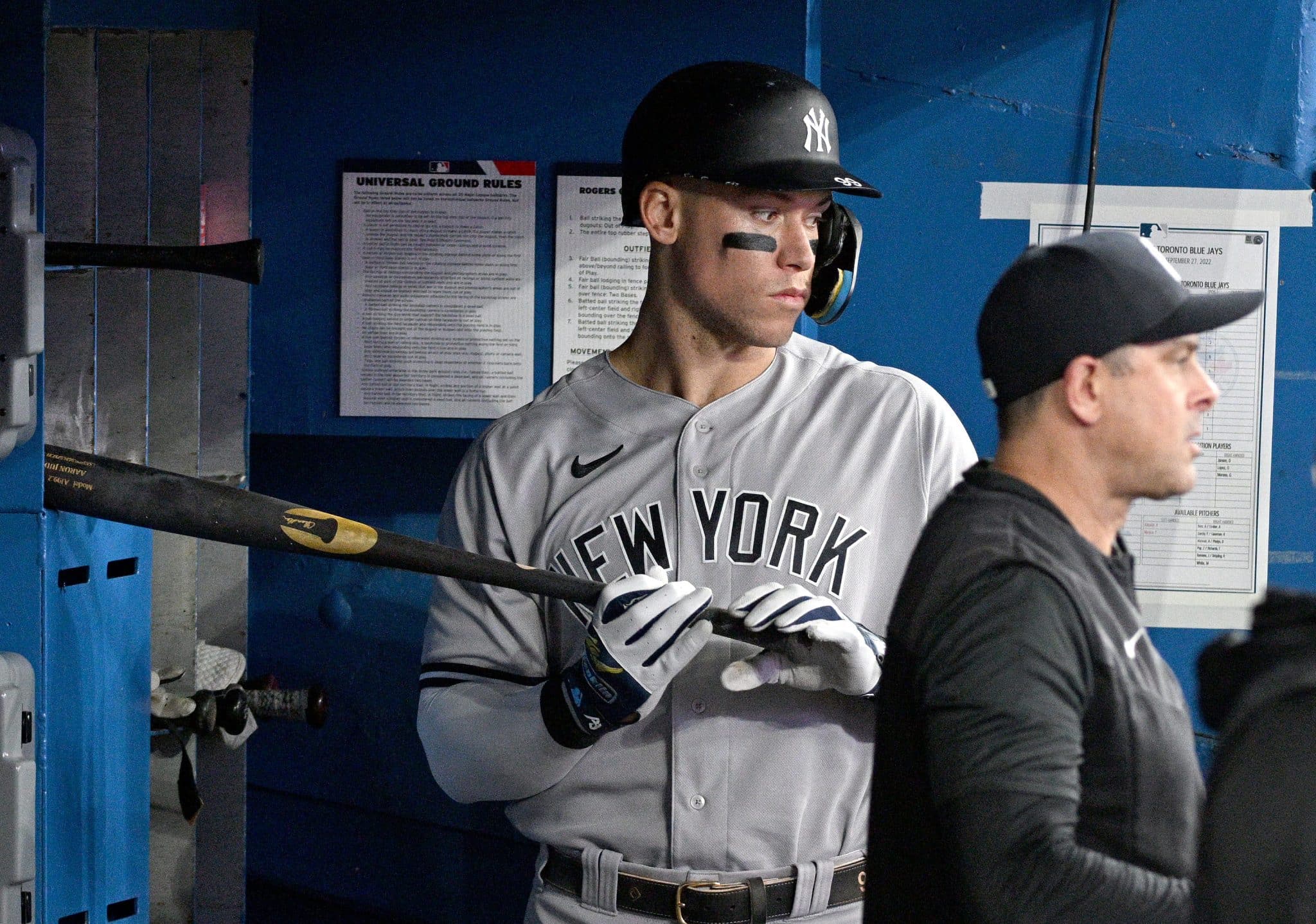 Will Aaron Judge choose the Yankees or the Giants? Here's what MLB