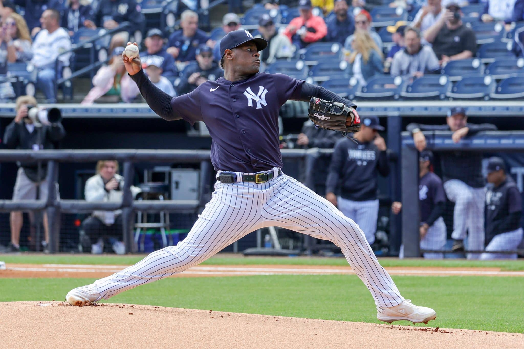 yankees reds probable pitchers