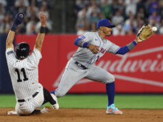 mets yankees platinum toilet award